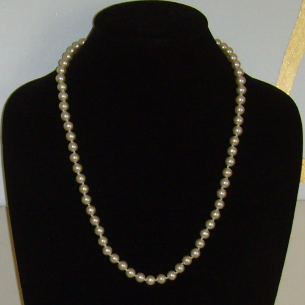 Simulated Single Strand Pearls - Picture 2 of 10